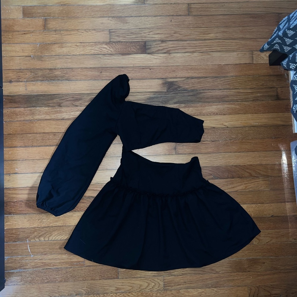 NWT Cute Off Shoulder Dress